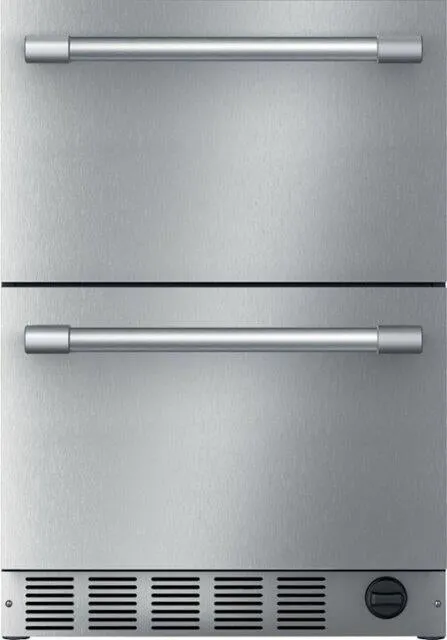 *Thermador Freedom Collection 24" Built-In Undercounter Refrigerator T24UC925DS